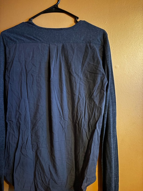 Theory Heathered Blue Long-Sleeve Layered Hem Tee - Picture 7 of 7